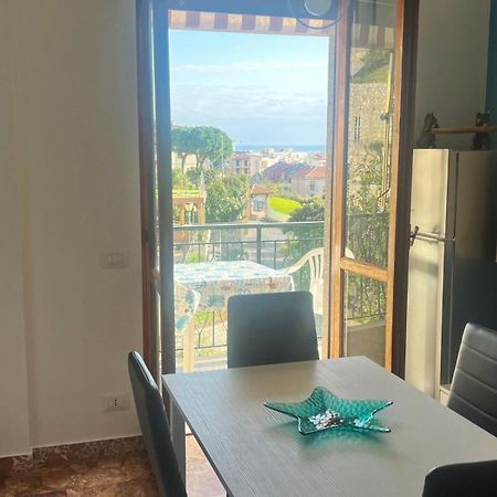 Apartment Aurora & Nicole Ideal Per Biker Con Terazza Vista Mare Parcheggio E Wi-Fi Gratuiti Pietra Ligure Eksteriør bilde