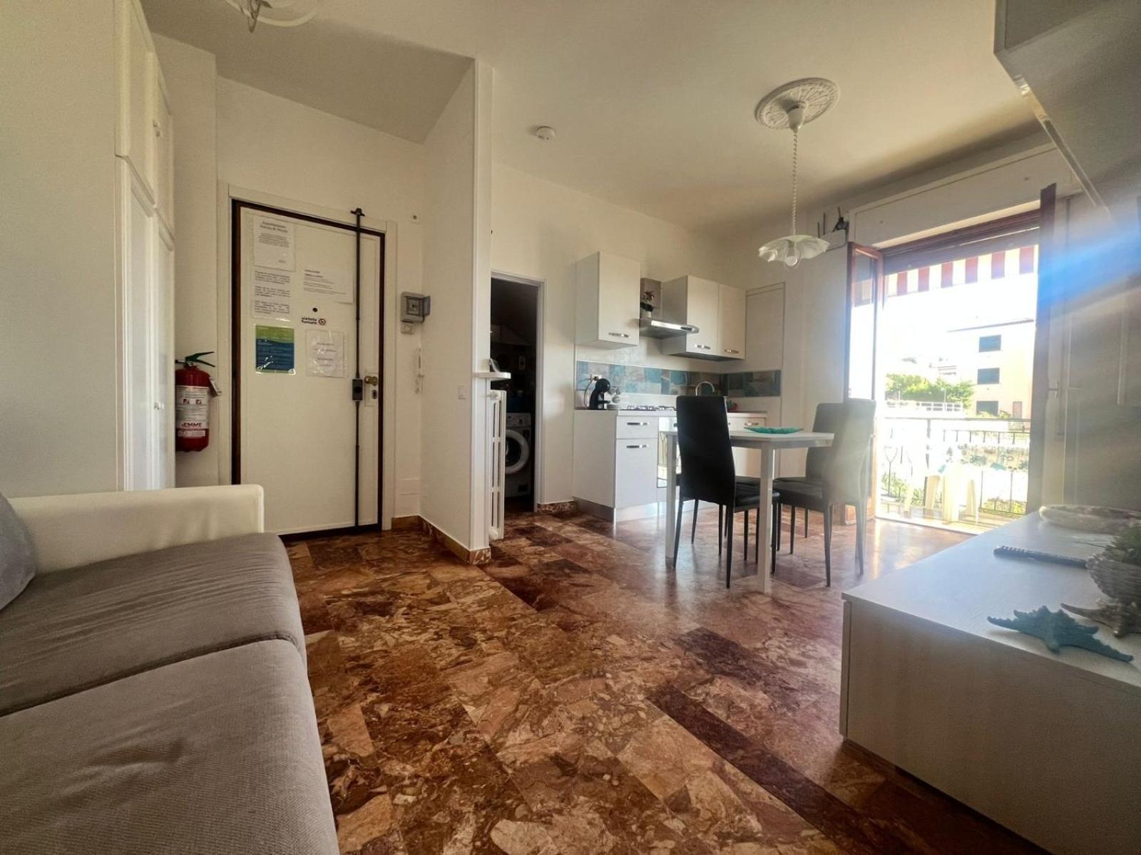 Apartment Aurora & Nicole Ideal Per Biker Con Terazza Vista Mare Parcheggio E Wi-Fi Gratuiti Pietra Ligure Eksteriør bilde