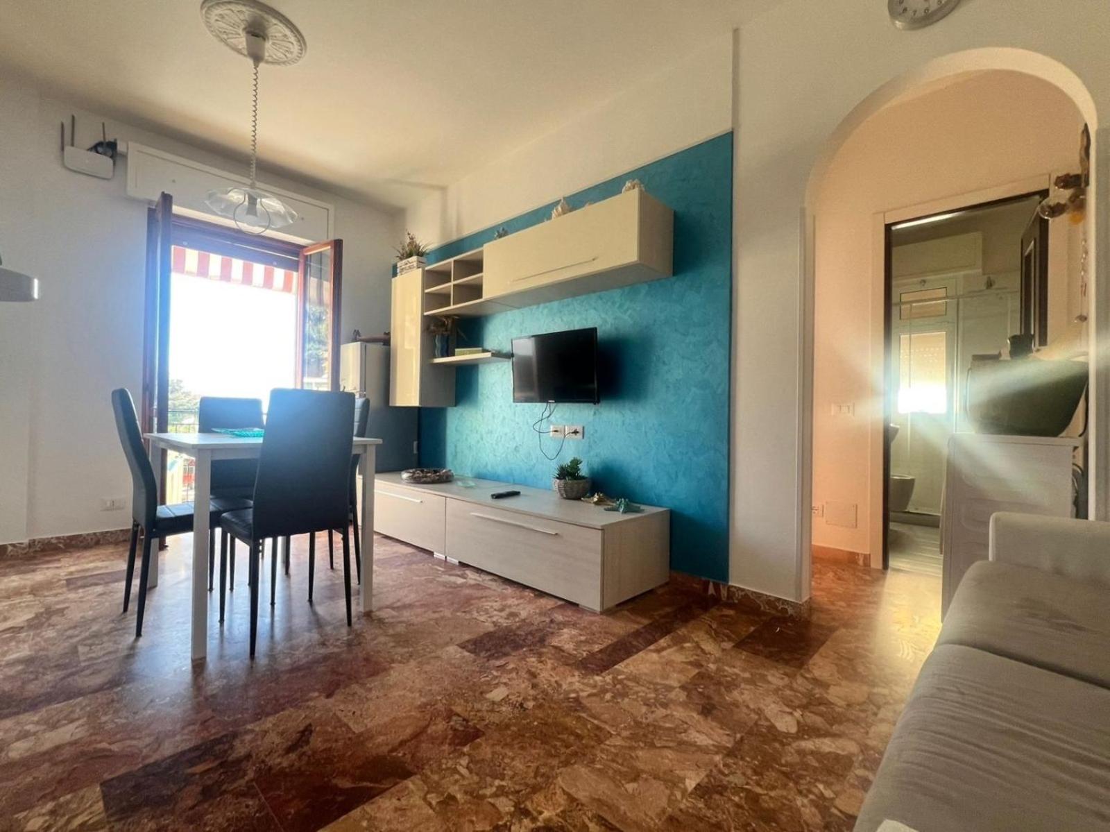 Apartment Aurora & Nicole Ideal Per Biker Con Terazza Vista Mare Parcheggio E Wi-Fi Gratuiti Pietra Ligure Eksteriør bilde