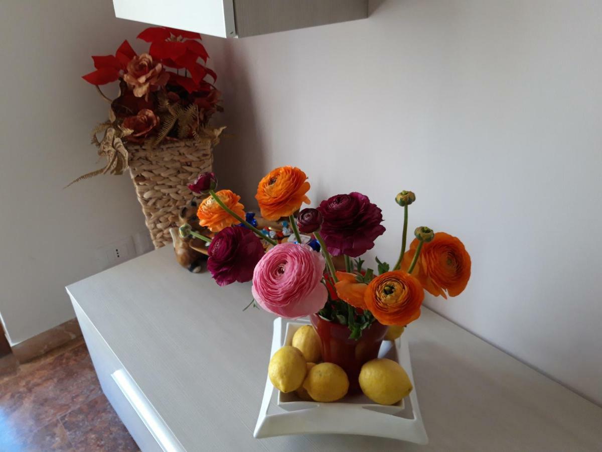 Apartment Aurora & Nicole Ideal Per Biker Con Terazza Vista Mare Parcheggio E Wi-Fi Gratuiti Pietra Ligure Eksteriør bilde